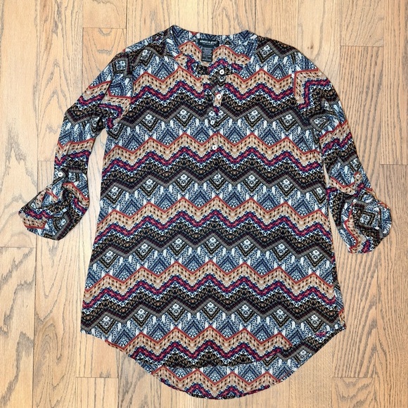 About A Girl Los Angeles Polyester Aztec Multi Color Blouse Top Size X-Large - Picture 1 of 12